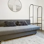 Group Friendly Comfort Central Stuttgart Apartment
