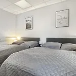 Group Friendly Comfort Central Stuttgart Apartment